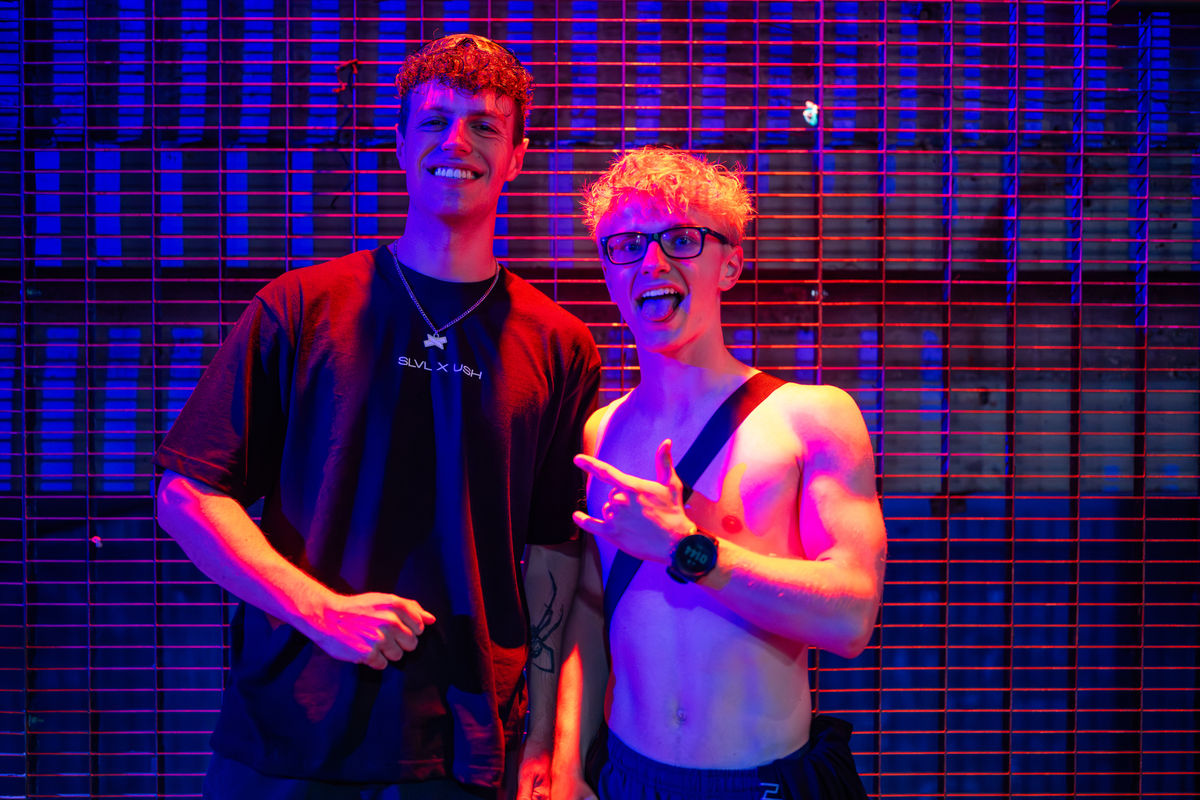 Loading... just a sec